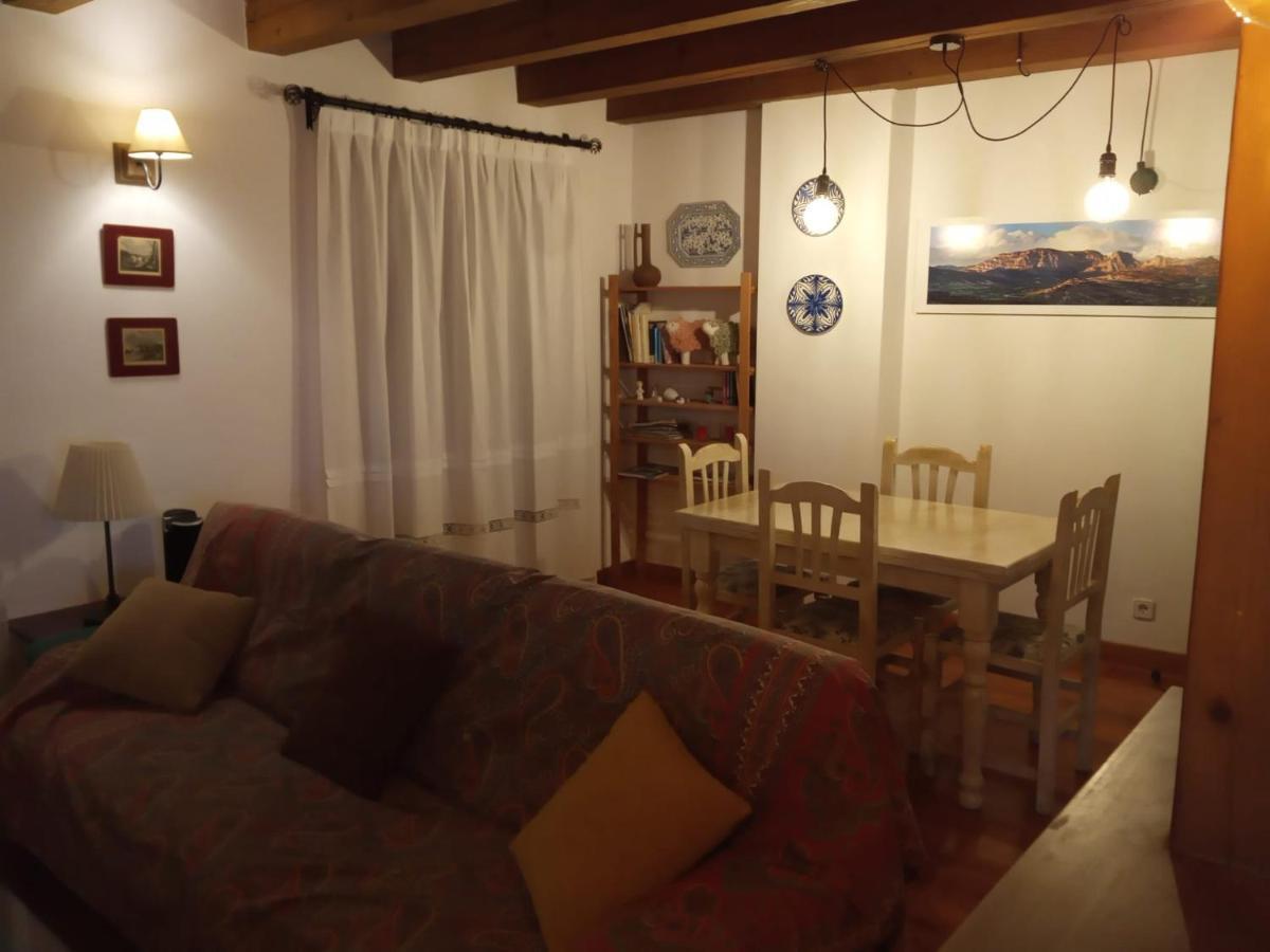 Apartamento Exclusivo En El Pueblo Mas Bonito Duplex Apartment Roda de Isábena Exterior photo