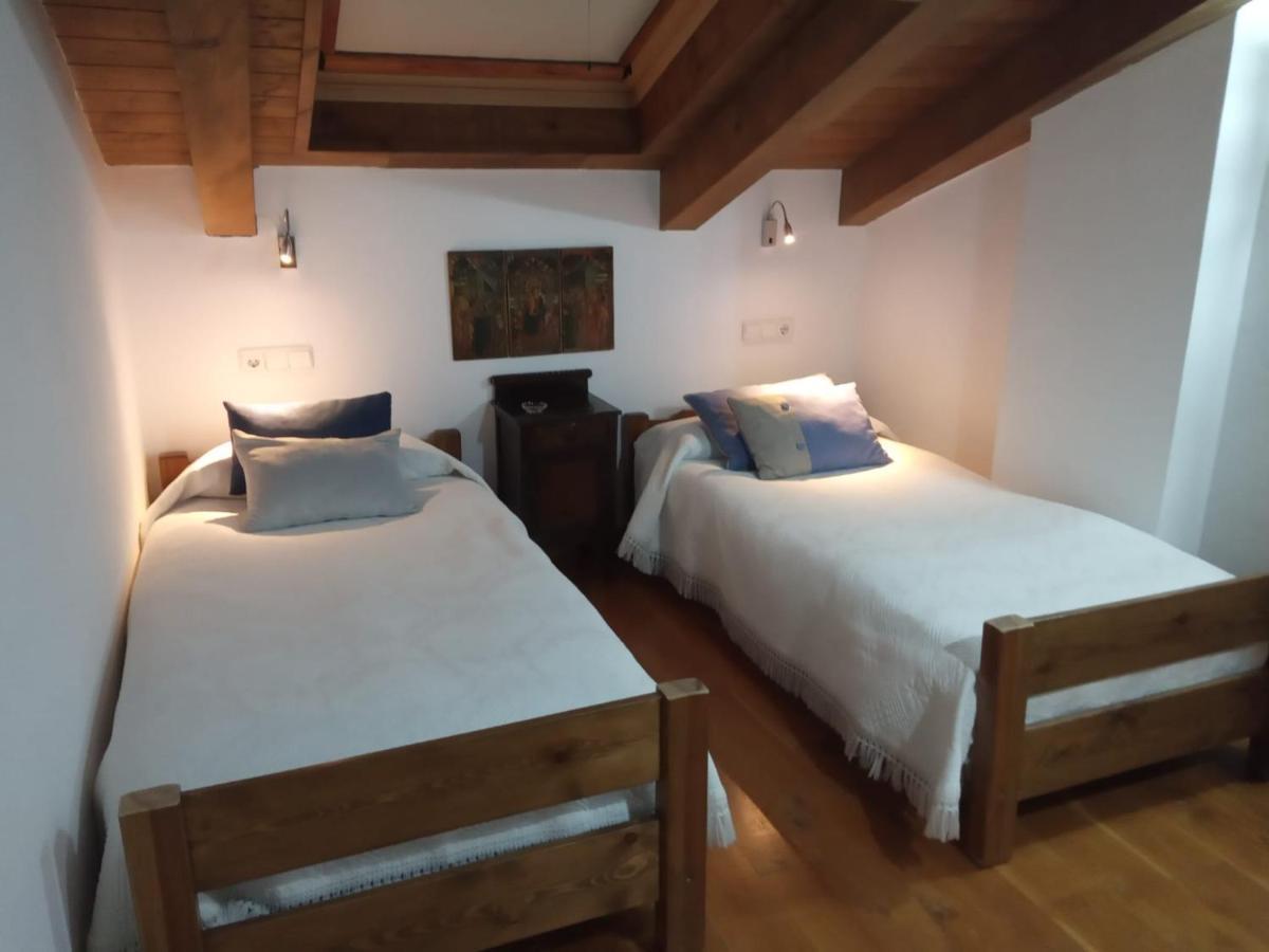 Apartamento Exclusivo En El Pueblo Mas Bonito Duplex Apartment Roda de Isábena Exterior photo